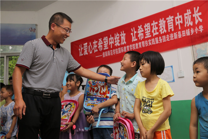 AT8V7705.JPG AT8V7705.JPG