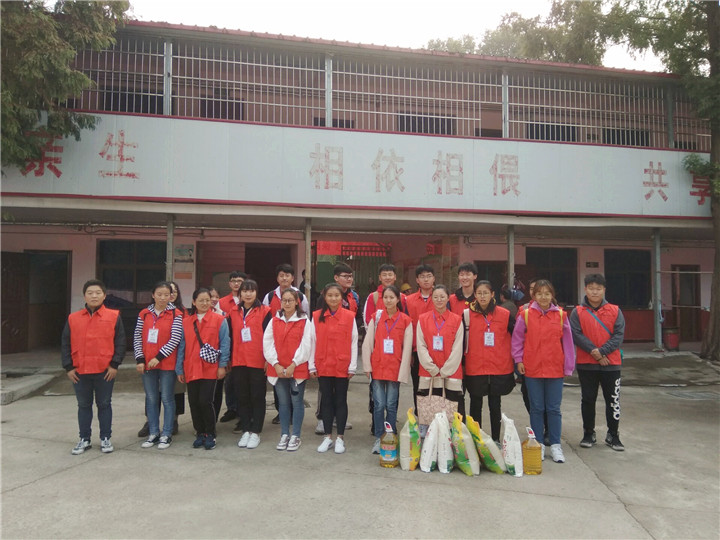 EC58B0F2A26B3AF801B918E6AF375FF2.jpg EC58B0F2A26B3AF801B918E6AF375FF2.jpg